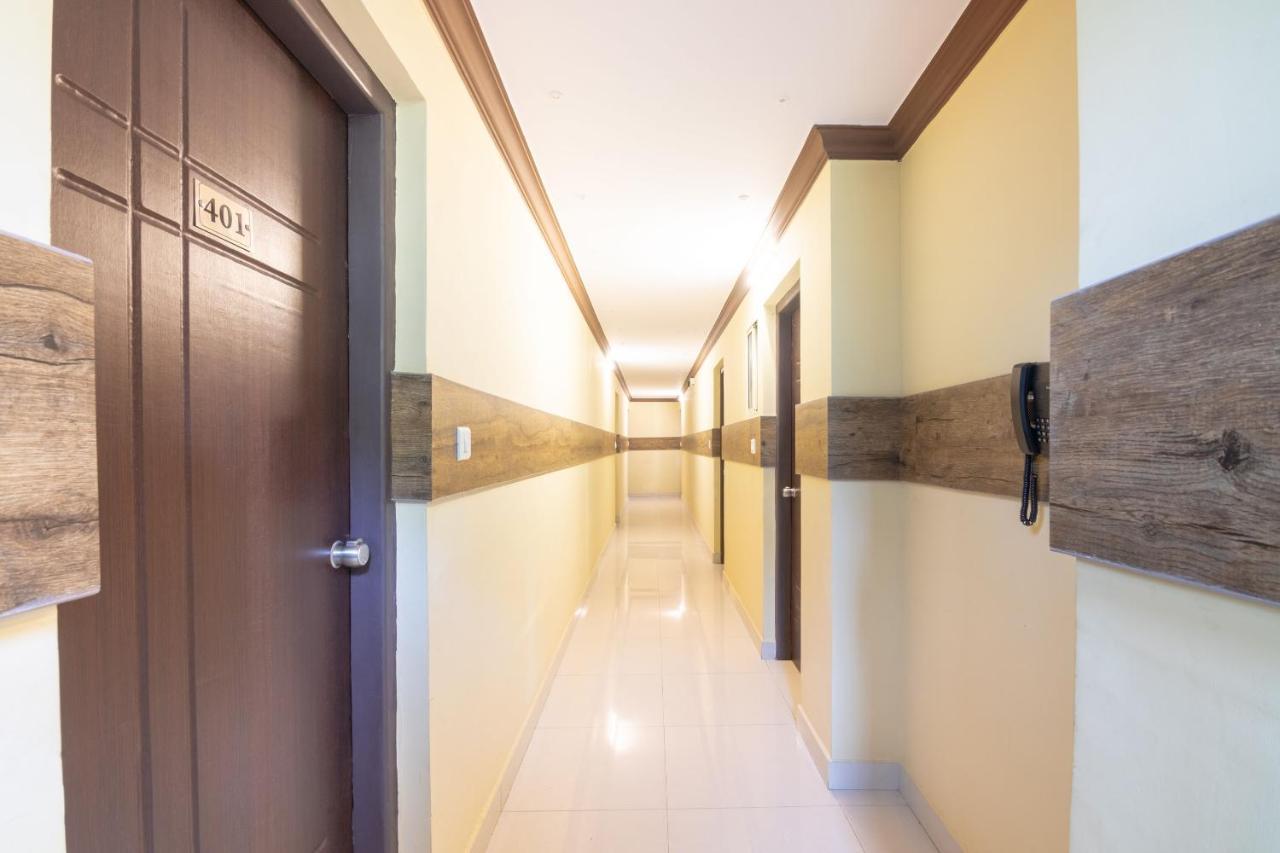 Hotel Oyo 13594 Mathrushree Residency Bangalore Exterior foto